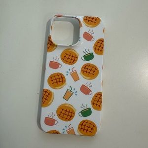 Pineapple bun with butter and milk tea iPhone 15 pro max case
